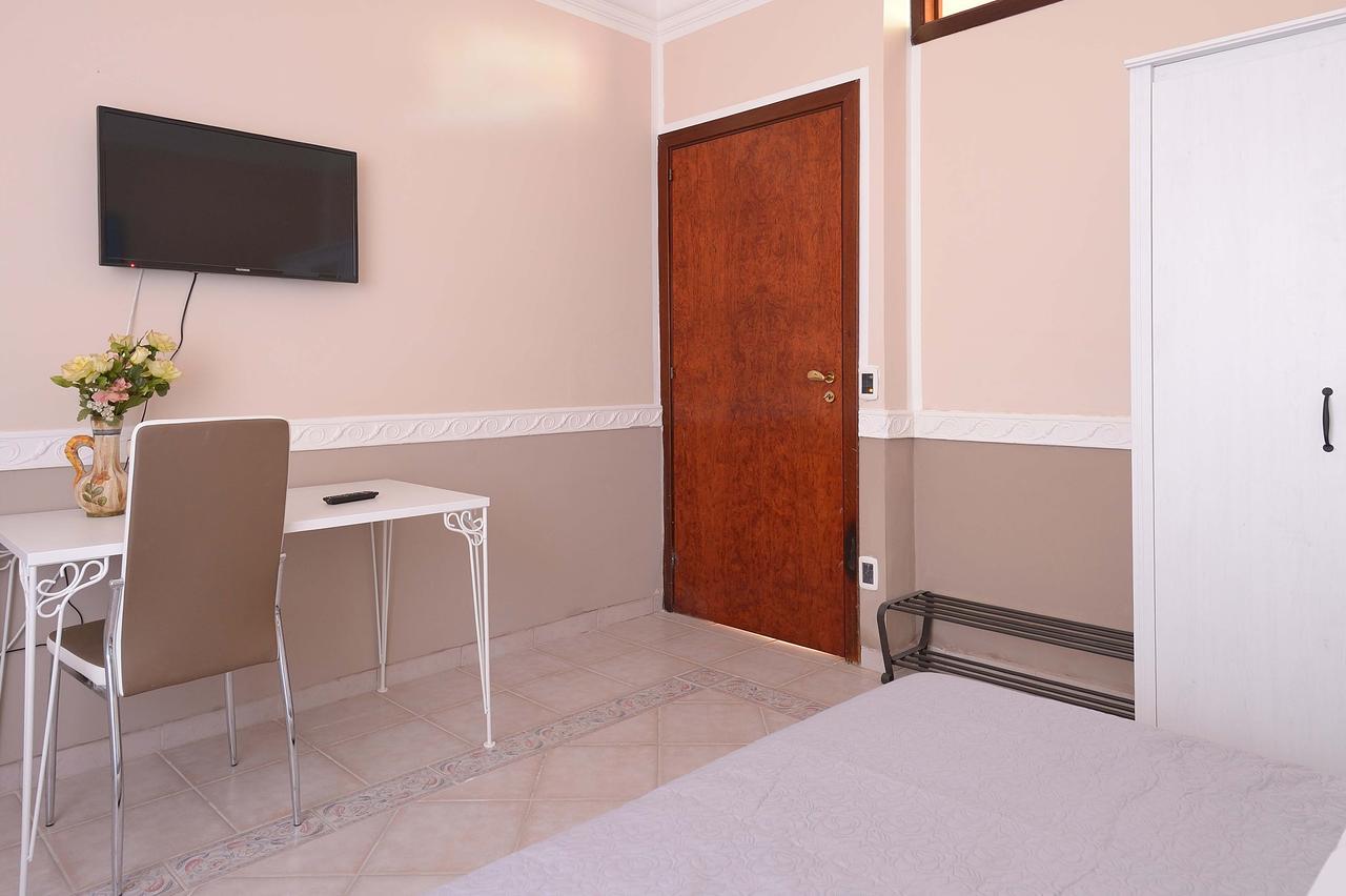 B&B Casa Augusto Luxury ซานเลโอเน ภายนอก รูปภาพ